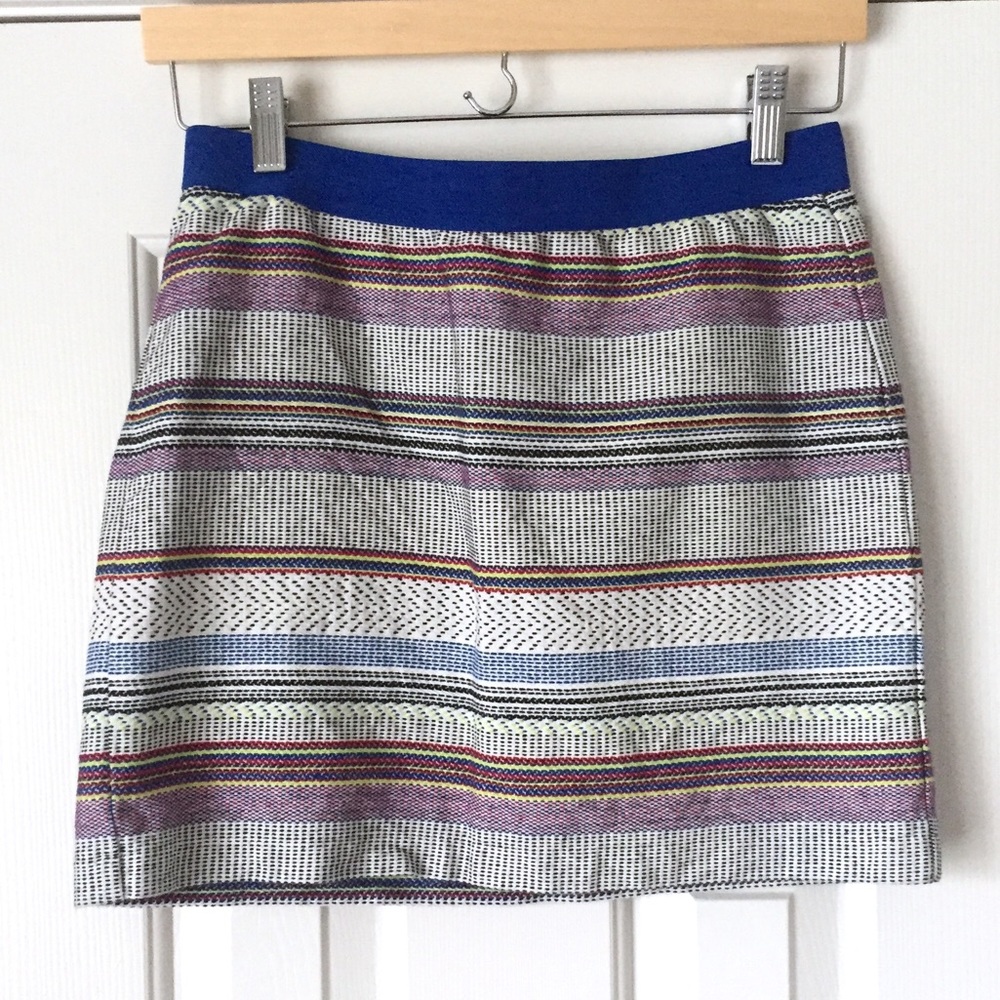 🇺🇸 Gap Aztec pattern mini skirt